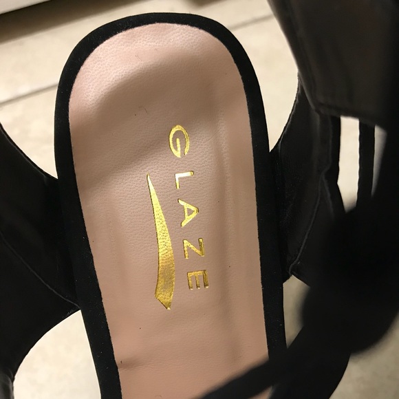 Sexy Strappy Black Heels - Picture 6 of 8